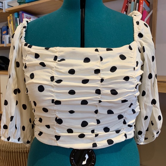 Polka crop top with long puffy sleeves - Picture 2 of 8